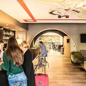 Hotel Le Comte Rouge
