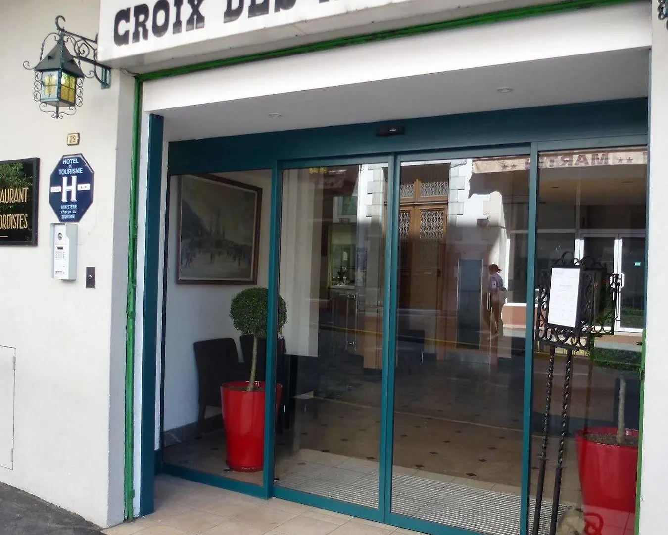 Hotel Croix Des Nordistes Лурд